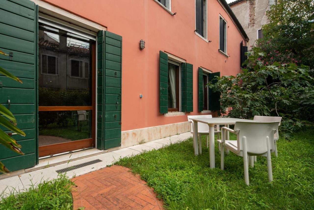 Garden Apartment Benátky Exteriér fotografie